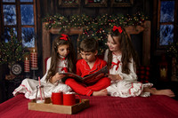 Cassie, Paris  and Cam Christmas 2020